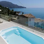 منزل ريفي Renata & Filippos With Private Plunge Pool By Konnect *