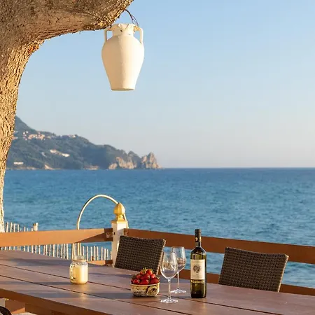 Renata & Filippos With Private Plunge Pool By Konnect *