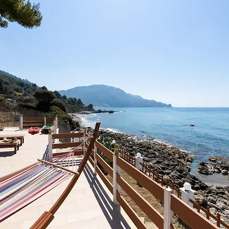 Renata & Filippos With Private Plunge Pool By Konnect Landhaus Agios Gordios (Corfu)