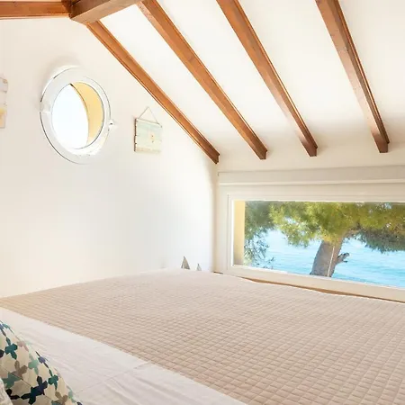 Renata & Filippos With Private Plunge Pool By Konnect * Agios Gordios (Corfu)