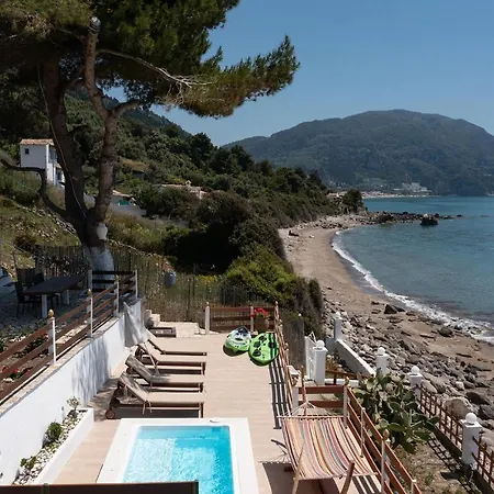Renata & Filippos With Private Plunge Pool By Konnect Landhaus *