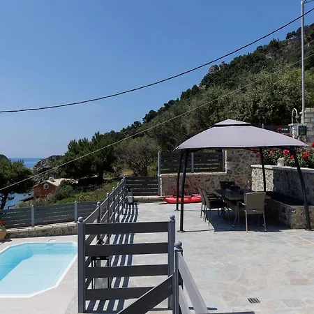 Renata & Filippos With Private Plunge Pool By Konnect 乡村民宿 *