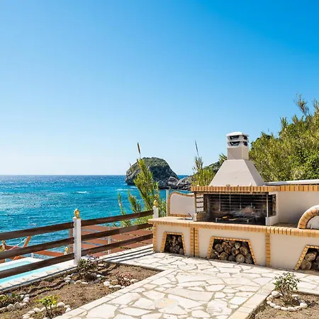 Renata&villa Filippos By Konnect, Private Plunge Pool Included