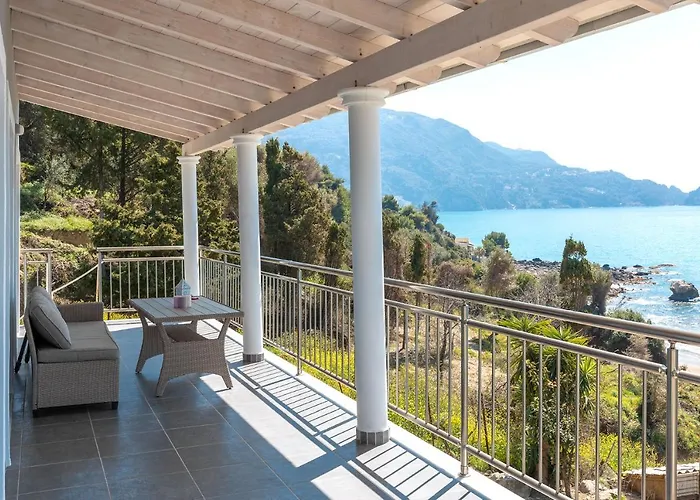 Renata & Filippos With Private Plunge Pool By Konnect Country house *