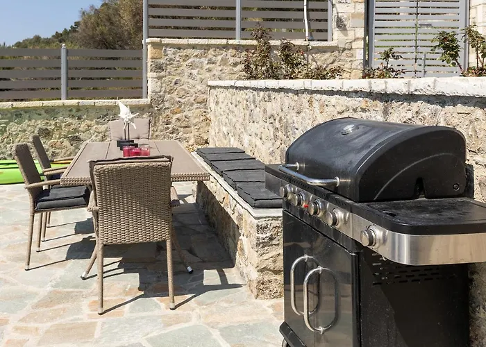 Landhaus Renata & Filippos With Private Plunge Pool By Konnect Agios Gordios (Corfu)