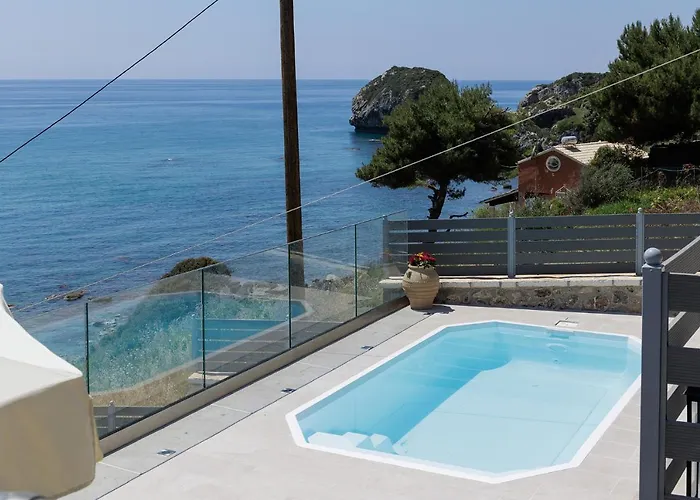 Renata & Filippos With Private Plunge Pool By Konnect Country house