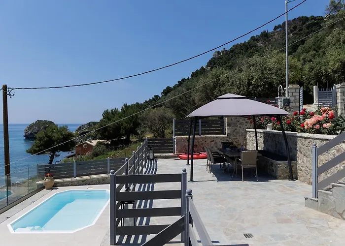 Renata & Filippos With Private Plunge Pool By Konnect Country house *