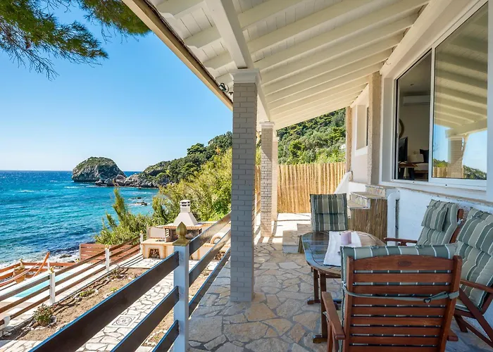 Renata & Filippos With Private Plunge Pool By Konnect * Agios Gordios (Corfu)