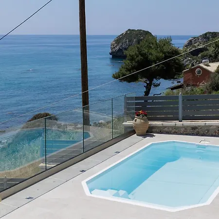 Renata & Filippos With Private Plunge Pool By Konnect Landhuis